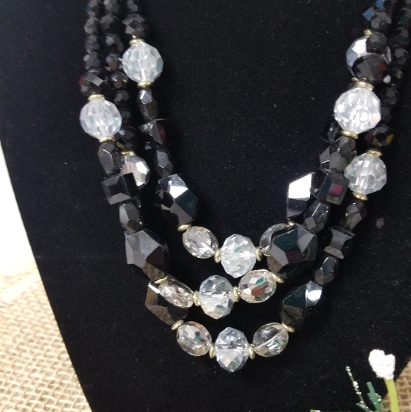 3 strand sparkly statement necklace - Picture 2 of 9